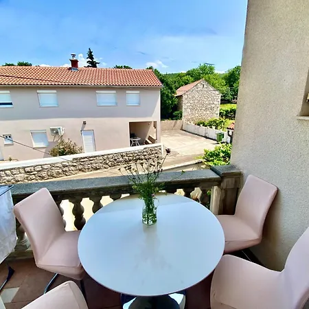 Family Friendly House With A Swimming Pool Donji Zagon, Novi Vinodolski - 20568 Ferienhaus Donji Zagon